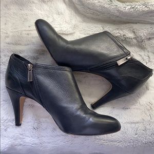 Vince camuto Black leather booties